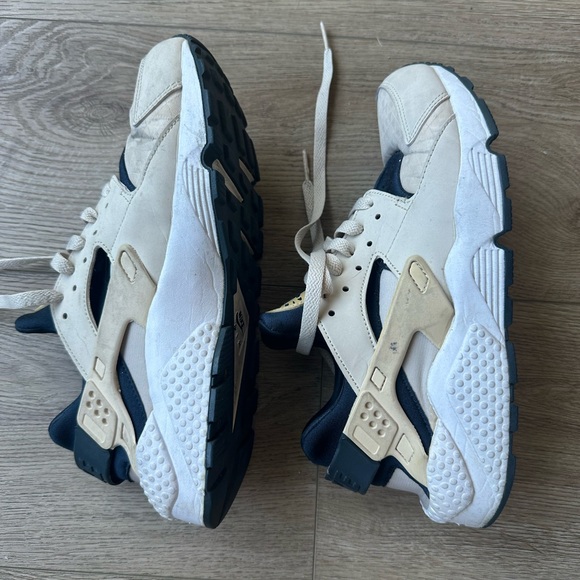 Nike Women’s Air Huarache Run “Orewood Brown” - 7.5 - Picture 7 of 7